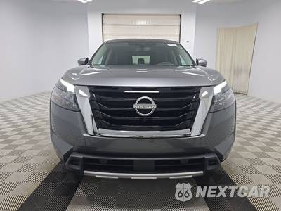 2025 Nissan Pathfinder Platinum - zdjęcie 2 z 20 - miniatura