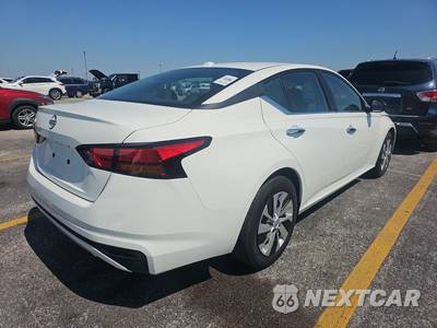 2025 Nissan Altima S - zdjęcie 4 z 17 - miniatura