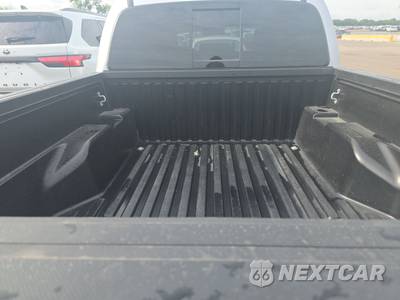 2023 Toyota Tacoma TRD Sport Crew Cab Medium Bed - zdjęcie 16 z 19 - miniatura