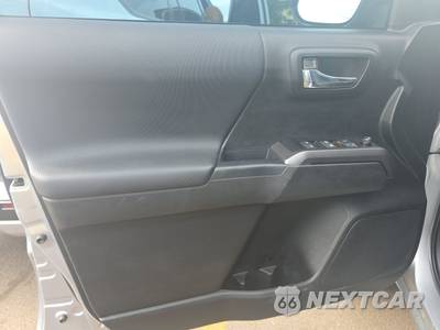 2023 Toyota Tacoma TRD Sport Crew Cab Medium Bed - zdjęcie 9 z 19 - miniatura