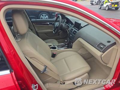 2010 Mercedes-Benz C 300 - zdjęcie 8 z 22 - miniatura