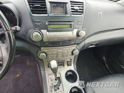 2010 Toyota Highlander SE - zdjęcie 11 z 46 - miniatura