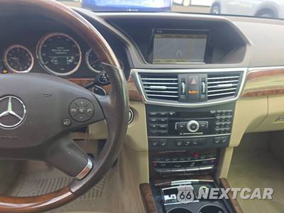 2011 Mercedes-Benz E 550 4MATIC Sedan - zdjęcie 11 z 37 - miniatura