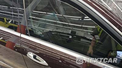 2011 Mercedes-Benz E 550 4MATIC Sedan - zdjęcie 37 z 37 - miniatura