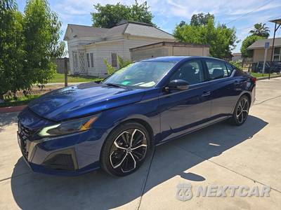 2023 Nissan Altima SR - zdjęcie 1 z 40 - miniatura