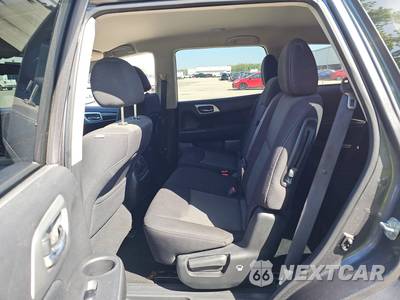 2017 Nissan Pathfinder S - zdjęcie 11 z 16 - miniatura