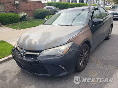 2017 Toyota Camry SE - zdjęcie 1 z 11 - miniatura