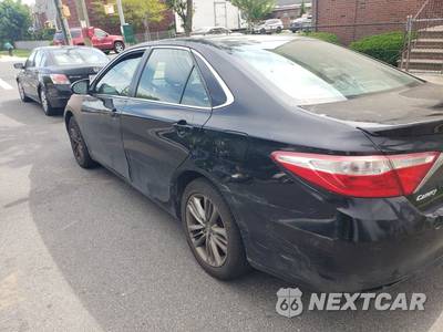 2017 Toyota Camry SE - zdjęcie 6 z 11 - miniatura