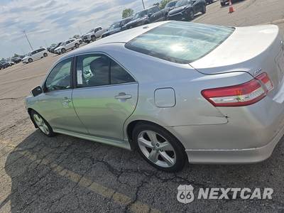 2010 Toyota Camry - zdjęcie 6 z 18 - miniatura