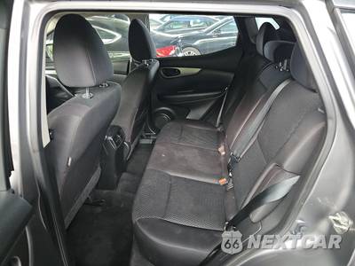 2020 Nissan Rogue Sport S - zdjęcie 13 z 37 - miniatura