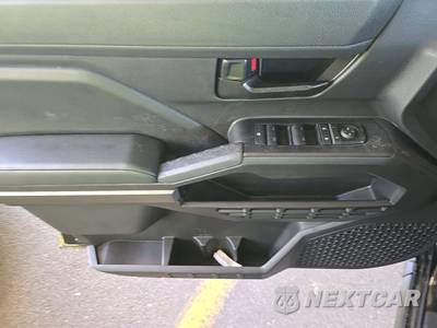 2025 Toyota Tacoma SR5 Crew Cab Medium Bed - zdjęcie 9 z 22 - miniatura