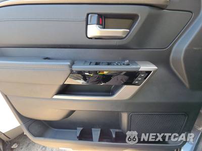2022 Toyota Tundra Limited Crew Cab Short Bed - zdjęcie 9 z 20 - miniatura