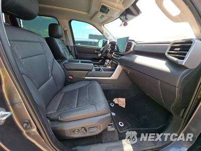 2022 Toyota Tundra Limited Crew Cab Short Bed - zdjęcie 8 z 20 - miniatura