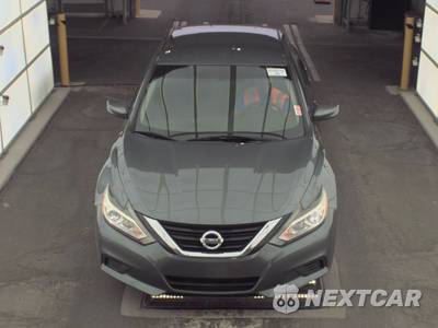 2018 Nissan Altima 2.5 S - zdjęcie 2 z 18 - miniatura
