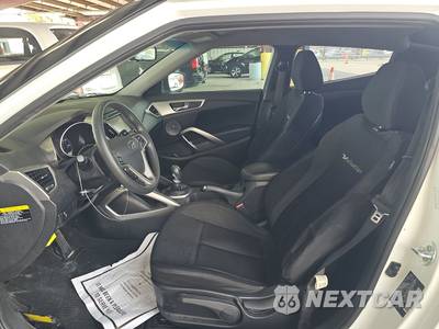 2016 Hyundai Veloster - zdjęcie 7 z 22 - miniatura