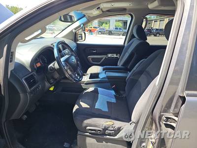 2015 Nissan Armada SV - zdjęcie 7 z 34 - miniatura