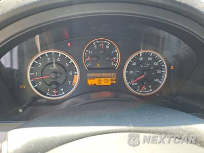 2015 Nissan Armada SV - zdjęcie 12 z 34 - miniatura