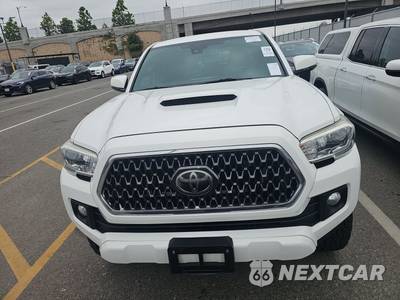 2019 Toyota Tacoma TRD Sport Crew Cab Medium Bed - zdjęcie 2 z 22 - miniatura