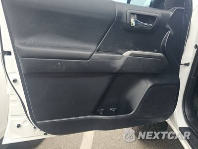 2019 Toyota Tacoma TRD Sport Crew Cab Medium Bed - zdjęcie 9 z 22 - miniatura