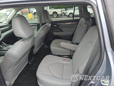 2023 Toyota Highlander Limited - zdjęcie 13 z 17 - miniatura