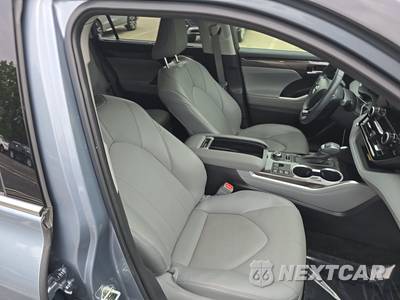 2023 Toyota Highlander Limited - zdjęcie 8 z 17 - miniatura