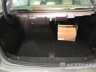 2011 Mercedes-Benz E 550 4MATIC Sedan - zdjęcie 16 z 20 - miniatura