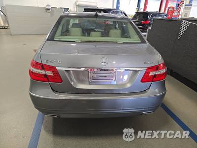 2011 Mercedes-Benz E 550 4MATIC Sedan - zdjęcie 5 z 20 - miniatura