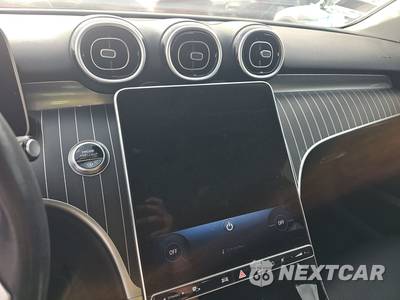 2023 Mercedes-Benz C 300 Sedan - zdjęcie 11 z 17 - miniatura