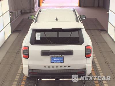 2025 Toyota 4Runner SR5 - zdjęcie 5 z 18 - miniatura