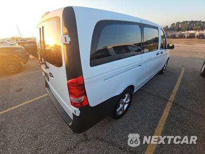 2023 Mercedes-Benz Metris Passenger Van 126.0" WB - zdjęcie 4 z 17 - miniatura