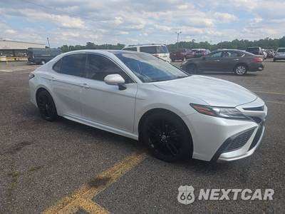 2021 Toyota Camry XSE - zdjęcie 3 z 20 - miniatura
