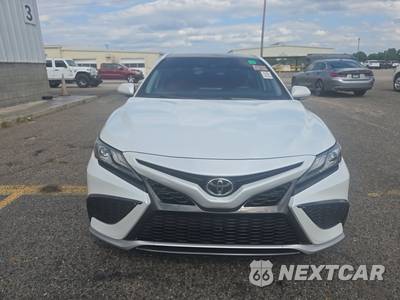 2021 Toyota Camry XSE - zdjęcie 2 z 20 - miniatura