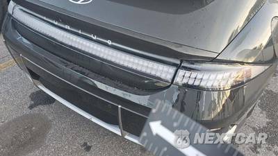 2024 Hyundai IONIQ 6 Limited - zdjęcie 22 z 33 - miniatura