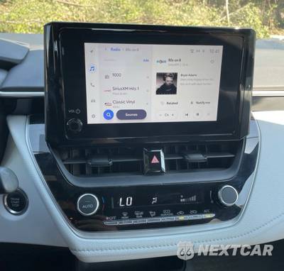 2023 Toyota Corolla SE Sedan - zdjęcie 12 z 19 - miniatura