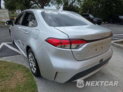 2021 Toyota Corolla LE Sedan - zdjęcie 3 z 9 - miniatura