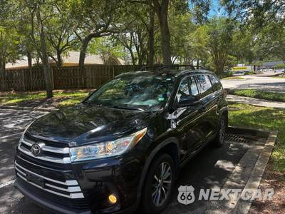 2019 Toyota Highlander XLE - zdjęcie 3 z 35 - miniatura
