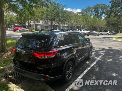 2019 Toyota Highlander XLE - zdjęcie 9 z 35 - miniatura