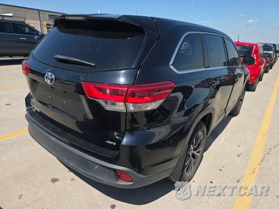 2019 Toyota Highlander LE - zdjęcie 4 z 28 - miniatura