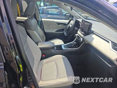 2024 Toyota RAV4 Hybrid XLE Premium - zdjęcie 8 z 23 - miniatura