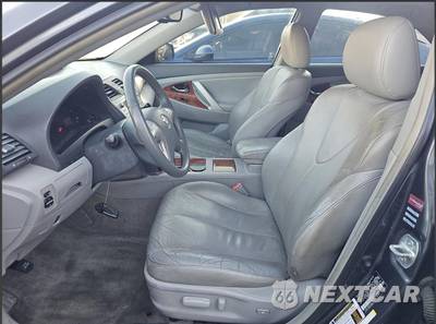 2010 Toyota Camry SE - zdjęcie 3 z 8 - miniatura