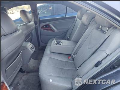 2010 Toyota Camry SE - zdjęcie 2 z 8 - miniatura