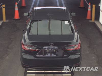 2026 Toyota Camry LE - zdjęcie 5 z 20 - miniatura