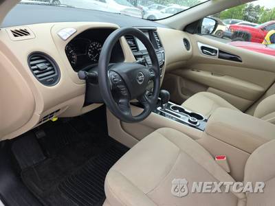 2017 Nissan Pathfinder S - zdjęcie 11 z 25 - miniatura