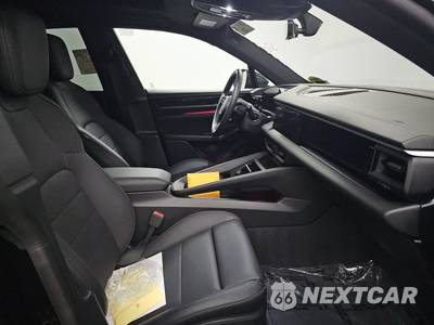 2025 Porsche Macan 4 Electric - zdjęcie 8 z 33 - miniatura