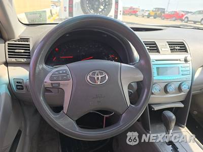 2009 Toyota Camry LE - zdjęcie 10 z 18 - miniatura