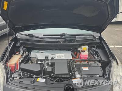 2015 Toyota Prius Four - zdjęcie 18 z 28 - miniatura