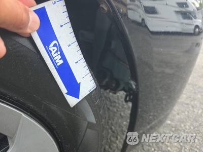 2015 Toyota Prius Four - zdjęcie 21 z 28 - miniatura