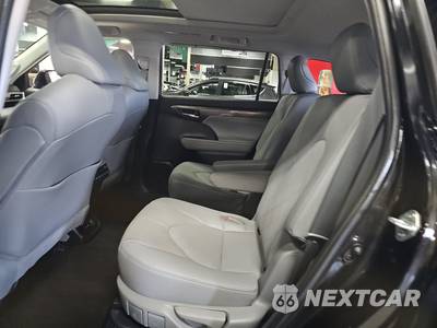 2022 Toyota Highlander Hybrid Platinum - zdjęcie 14 z 19 - miniatura