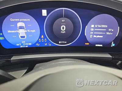 2025 Porsche Macan 4 Electric - zdjęcie 12 z 24 - miniatura