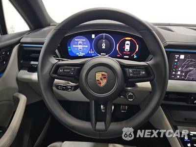 2025 Porsche Macan 4 Electric - zdjęcie 10 z 24 - miniatura